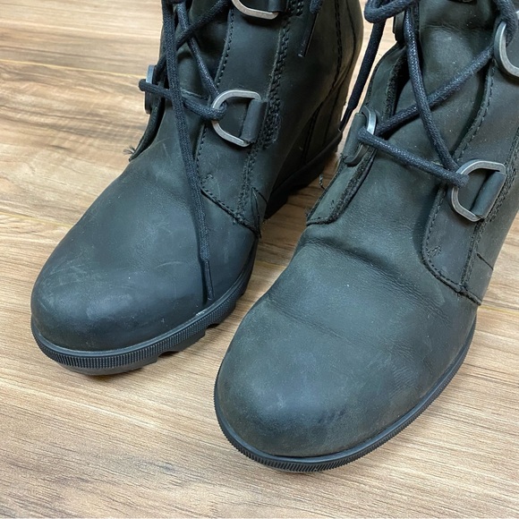 Sorel Joan of Arctic Lace-Up Wedge - Picture 4 of 9